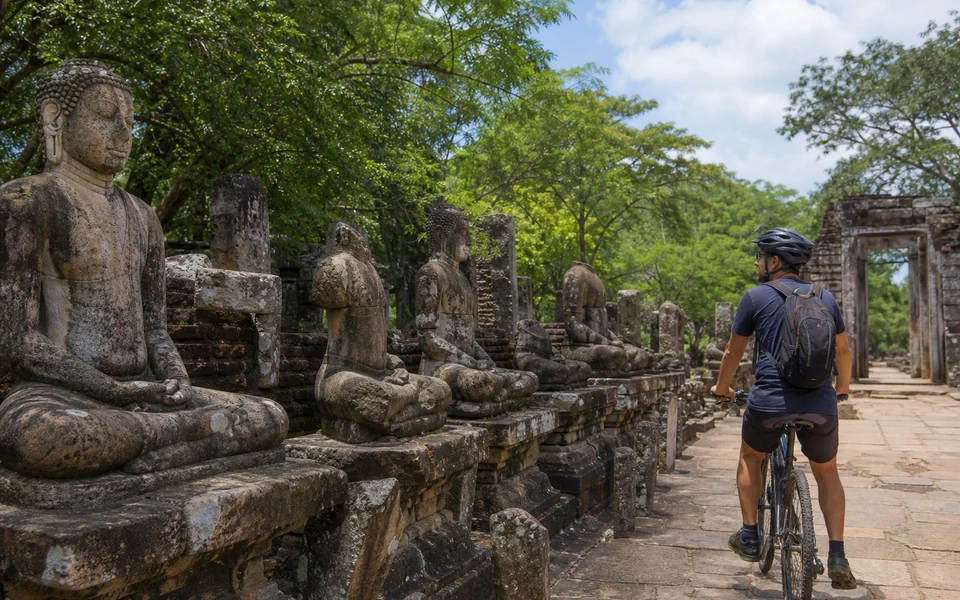 Polonnaruwa Ancient City Cycling Tour
