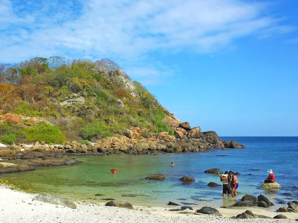 Pigeon Island Snorkelling